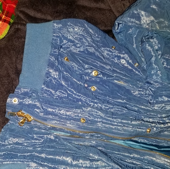 Jacket - Picture 11 of 15